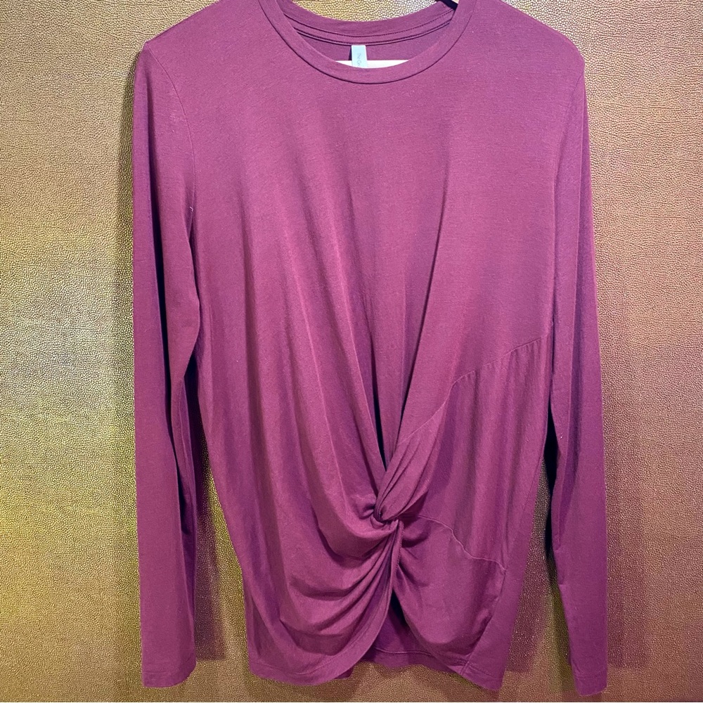 Aritzia Babaton Adam Twist Top Women’s Small Burgundy Long Sleeve Minimalist